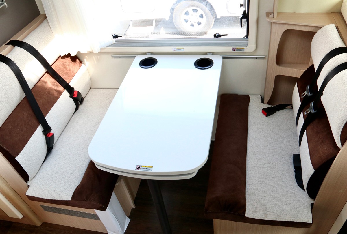 深度房車自駕，還是要選這樣的房車