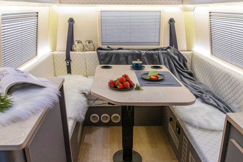 新年新房車展會，新車多選擇