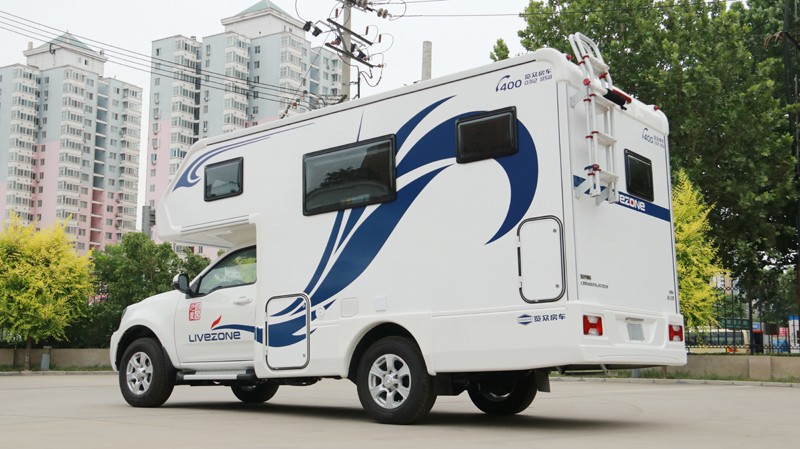 大床、大客廳得房車，四驅、動力好