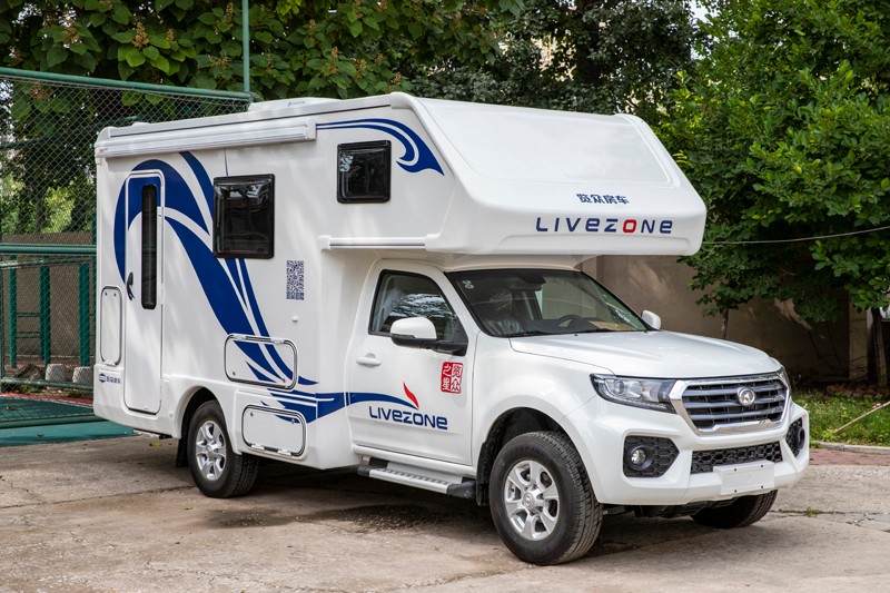 大床、大客廳得房車，四驅、動力好