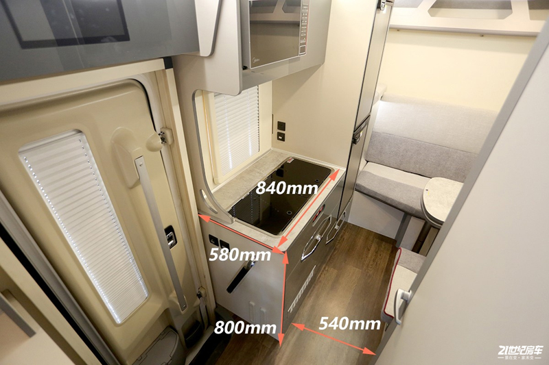 打響第二炮！搶先實拍體驗覽眾自由炮-B皮卡四驅(qū)房車