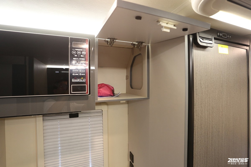 打響第二炮！搶先實拍體驗覽眾自由炮-B皮卡四驅(qū)房車