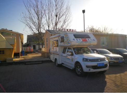 你沒看錯，歡迎來到2012年的房車世界！