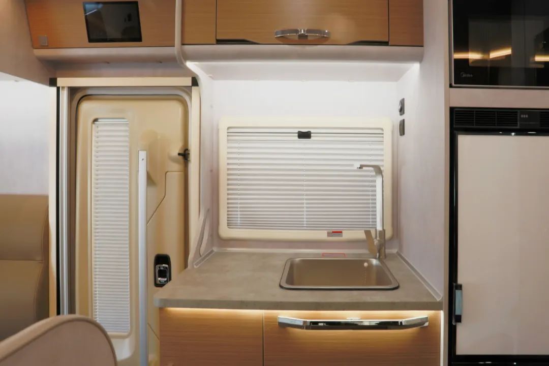 向“偽性價比”房車出擊,第五代塞拉維來襲! 向“偽性價比”房車出擊,第五代塞拉維來襲!