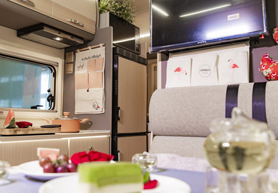 體驗駕駛樂趣，品位舒適房車生活